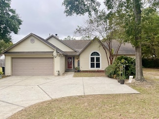 219 Gloria St, Walterboro, SC 29488