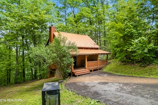 3433 Twin City Way, Pigeon Forge, TN 37863