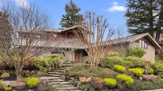171 Gabarda Way, Portola Valley, CA 94028