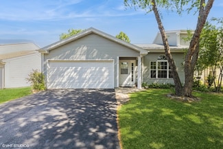 506 Lauren Ln, Island Lake, IL 60042