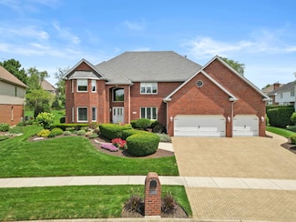 11028 Arbor Ridge Dr, Orland Park, IL 60467