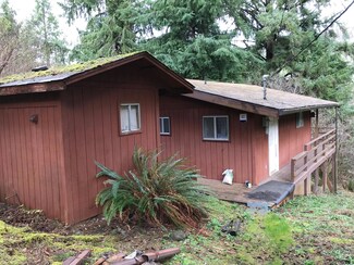 373 N Deerlane Dr, Otis, OR 97368