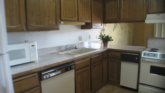 317 3rd Ave S Unit 101, Edmonds, WA 98020