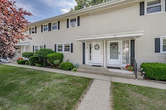 127 Woodbridge Rd Unit 127, Chicopee, MA 01022