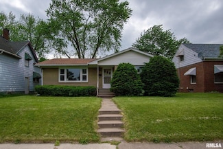 814 S Dittmer St, Davenport, IA 52802