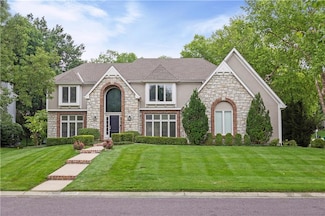 13009 Beverly St, Leawood, KS 66209