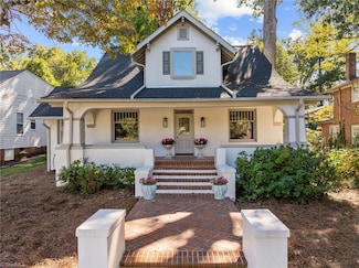209 Edgedale Dr, High Point, NC 27262
