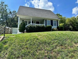1812 Vinson St, Staunton, VA 24401