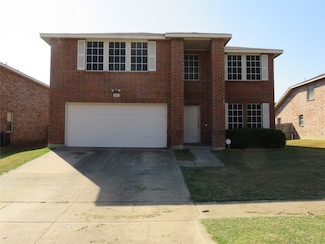 8406 Paxton Run Ct, Arlington, TX 76002