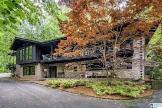 3343 Brookwood Rd, Mountain Brook, AL 35223