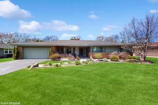 7421 N Crossway Rd, Milwaukee, WI 53217