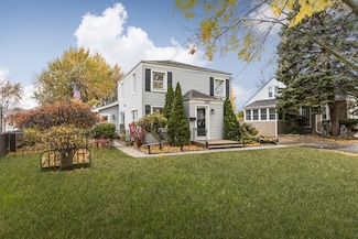 8120 N Washington St, Niles, IL 60714