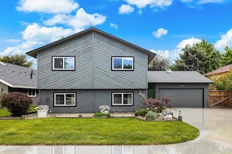473 E Ranch Dr, Eagle, ID 83616
