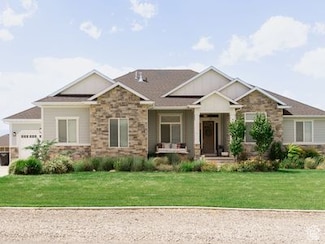 4389 N Diamond Ln, Tooele, UT 84074