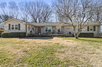 243 Green Harbor Rd, Old Hickory, TN 37138
