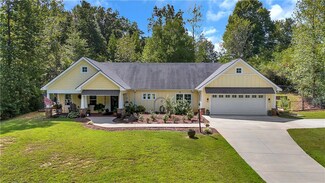 1545 Hefner Rd, Walhalla, SC 29691