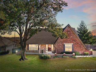 6279 S Hudson Ave, Tulsa, OK 74136