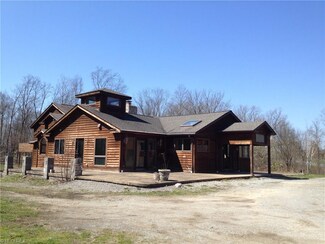 9252 Knowlton Rd, Garrettsville, OH 44231
