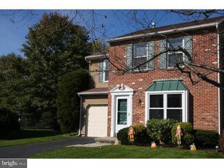 10 Wexford Cir, Horsham, PA 19044