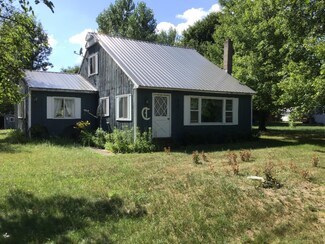 12839 Lincoln Lake Ave, Gowen, MI 49326