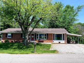 2108 Taylor Ave, Princeton, IN 47670