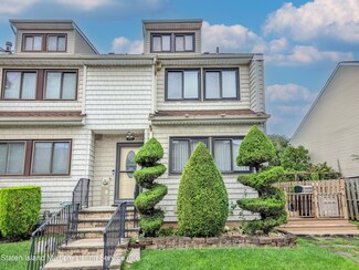 245 Signs Rd Unit A, Staten Island, NY 10314