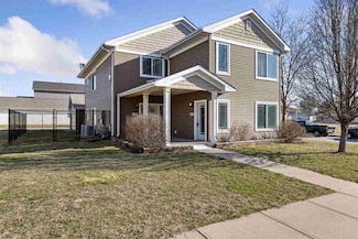 2694 Pinto Ln, Iowa City, IA 52240