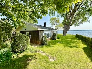 1366 Lake Shore Rd, Chazy, NY 12921