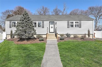 21 Glenco Rd, Warwick, RI 02889