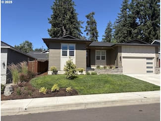 1076 S 57th Place, Springfield, OR 97478