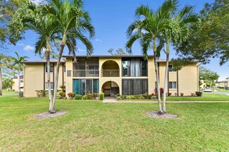 303 Pine Ridge Cir Unit C-2, Greenacres, FL 33463