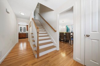 141 Hampstead Rd, Sandown, NH 03873
