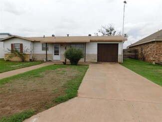 911 Howard Dr, Midland, TX 79703