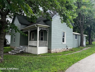 5327 N Smith St, Russellville, MO 65074