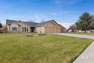 15179 Horseshoe Dr, Caldwell, ID 83607