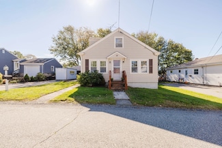 75 Randolph Ave, Tiverton, RI 02878