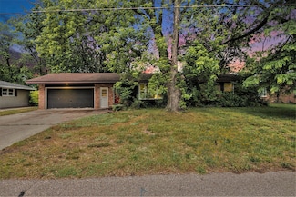 1387 96th Ave, Zeeland, MI 49464
