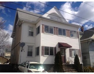 27 Garland St, Chelsea, MA 02150