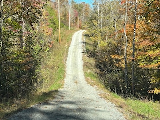 32 Buck Creek Cir, Somerset, KY 42501