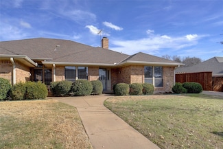 5207 Ledgestone Dr, Fort Worth, TX 76132