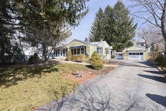 65 Patterson Ave, Springfield, MA 01119