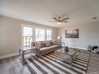 2938 W French Place, San Antonio, TX 78228