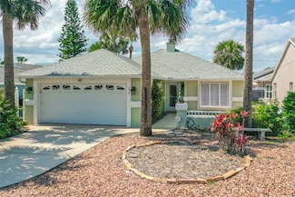 312 N 6th St, Flagler Beach, FL 32136