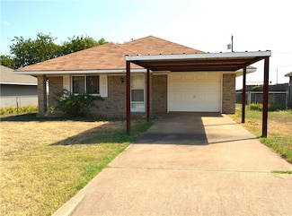 406 Little Ave, Mc Gregor, TX 76657
