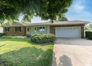 1523 7th St, Orion, IL 61273