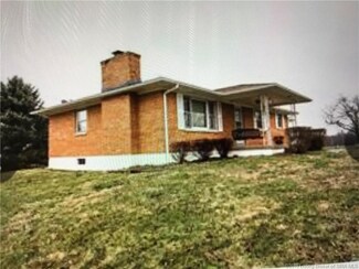 4995 Seven Springs Rd SE, Elizabeth, IN 47117