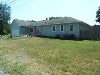 201 Tobin Dr, Chittenango, NY 13037