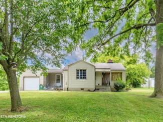 1218 Adair Dr, Knoxville, TN 37918