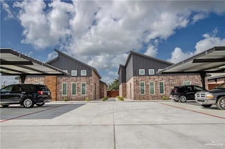 903 Hidden Hills St, Mission, TX 78572