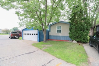 203 Edwards Dr, Onalaska, WI 54650